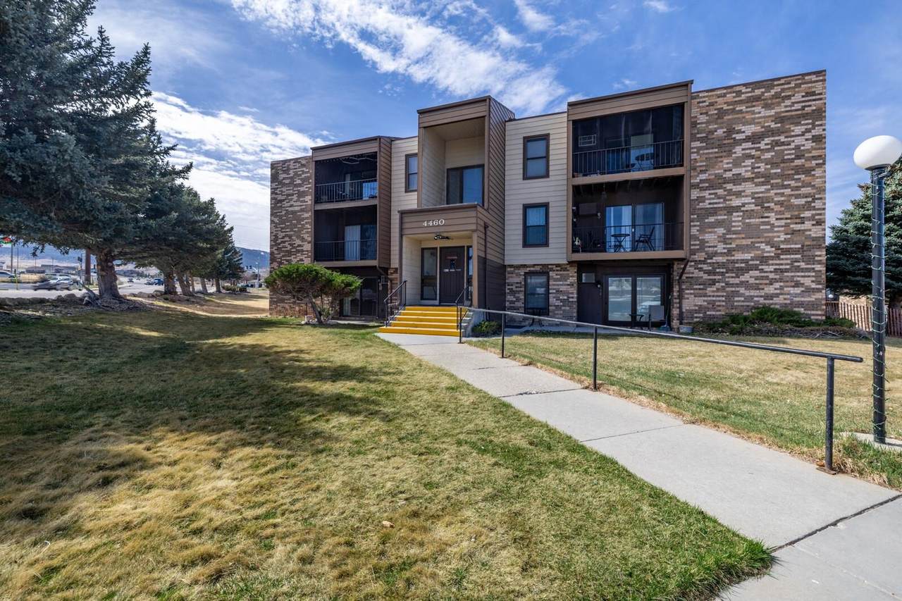 4460 Poplar #204 - Photo 1