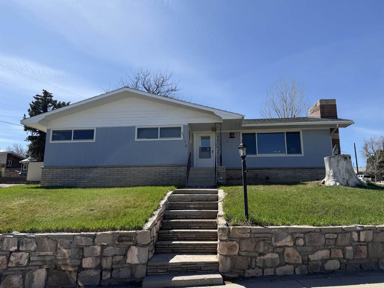 101 Sunset Avenue - Photo 1