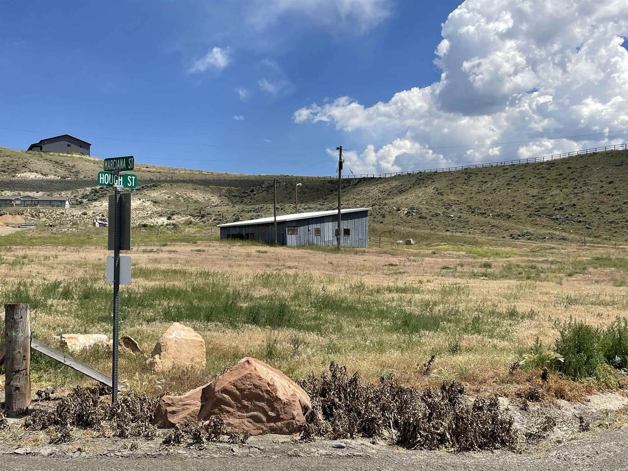 https://bt-photos.global.ssl.fastly.net/wyoming/1280_boomver_1_20261493-2.jpg