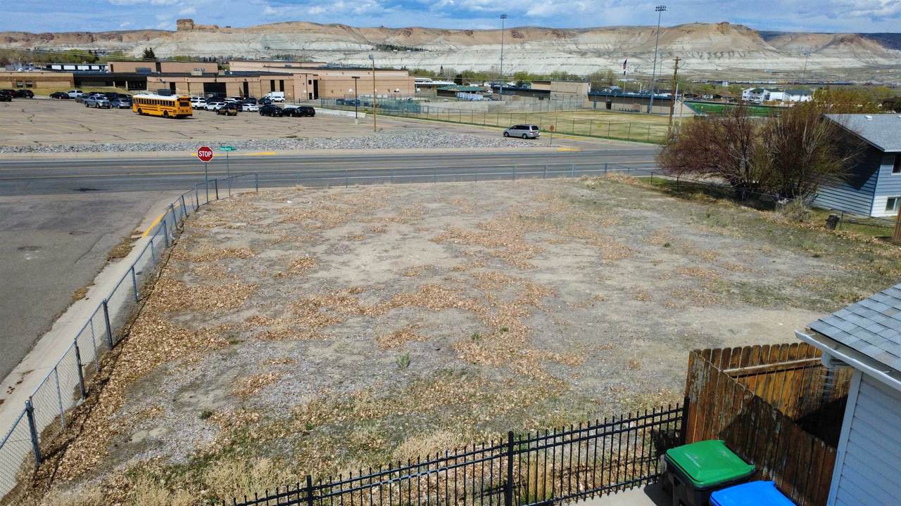 1010 Mountain View Street - Photo 1