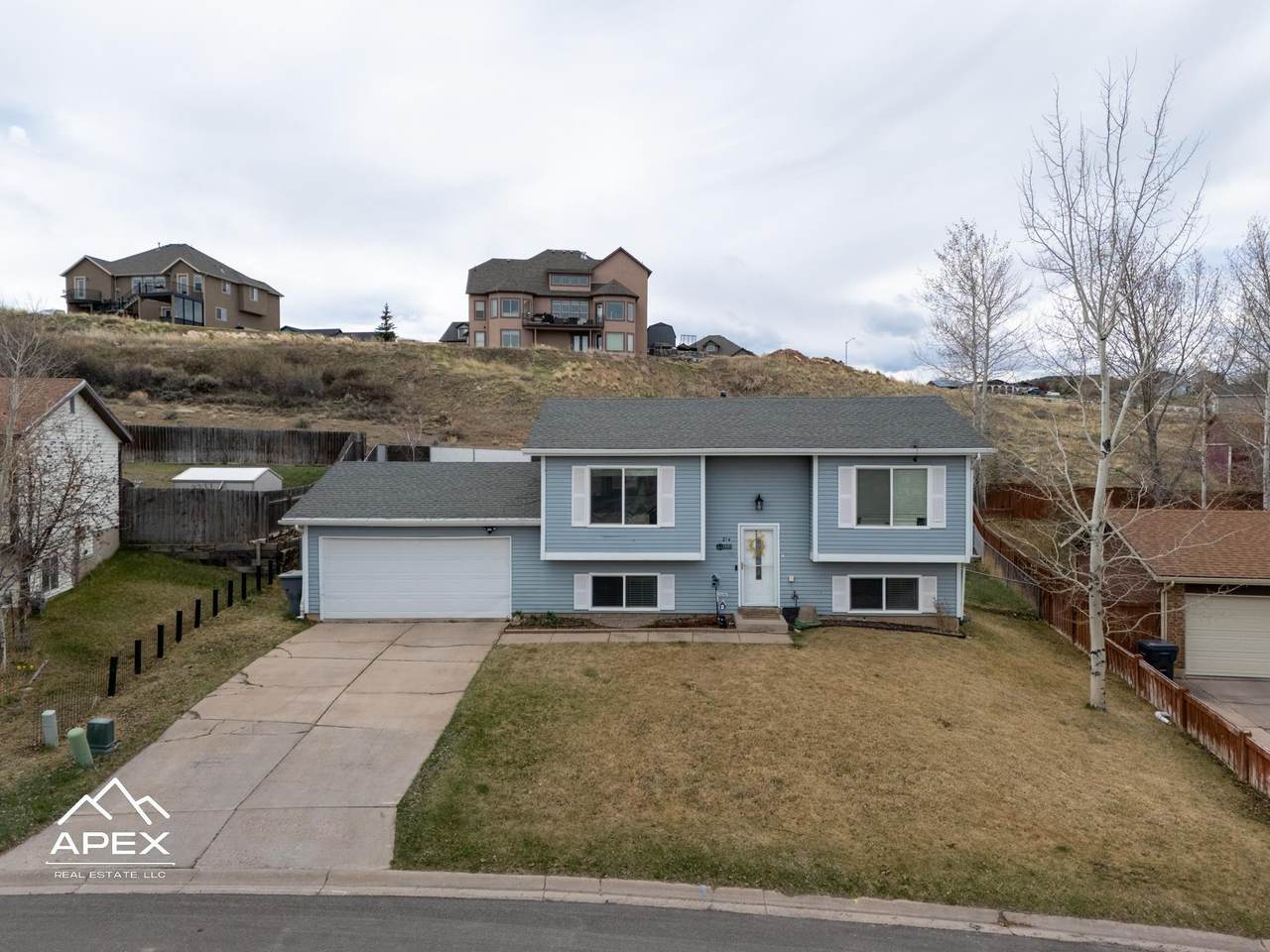 214 City View Dr - Photo 1