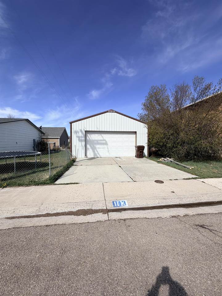 https://bt-photos.global.ssl.fastly.net/wyoming/1280_boomver_1_20261602-2.jpg