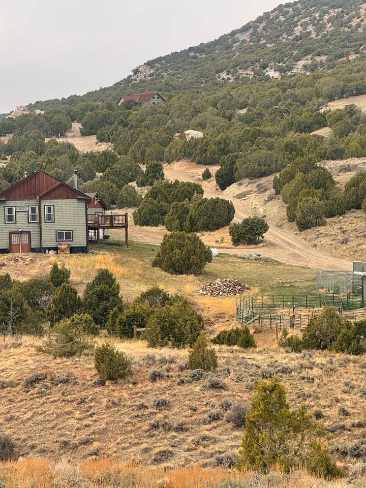 https://bt-photos.global.ssl.fastly.net/wyoming/1280_boomver_1_20261603-2.jpg