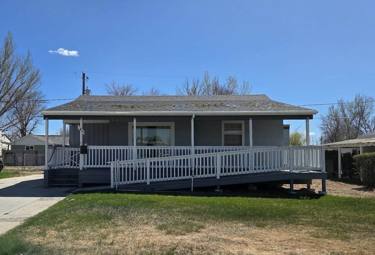 1400 Howell Avenue - Photo 1
