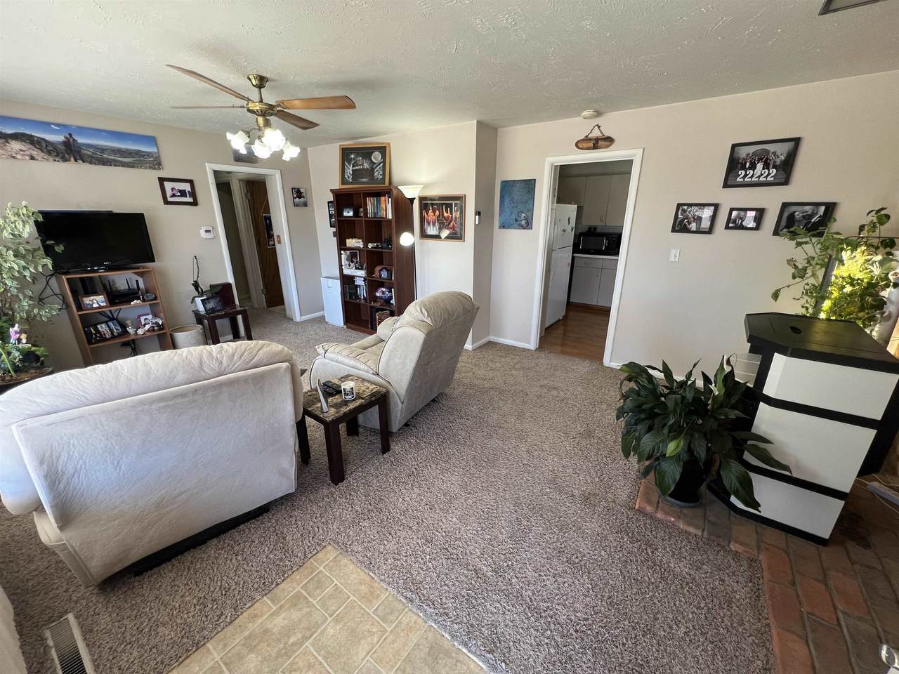 https://bt-photos.global.ssl.fastly.net/wyoming/1280_boomver_1_20261683-2.jpg