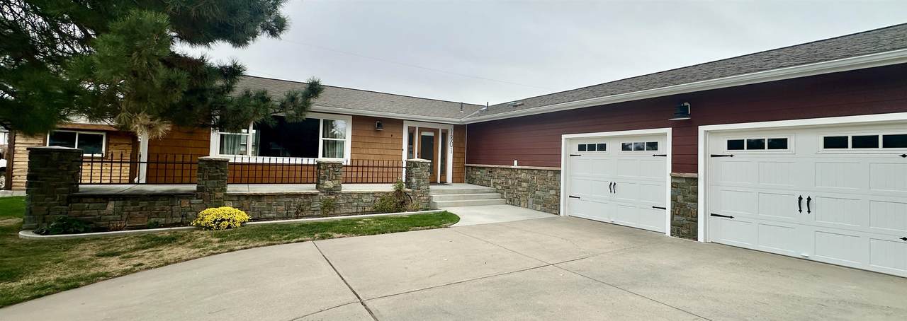 1801 Coburn Avenue - Photo 1