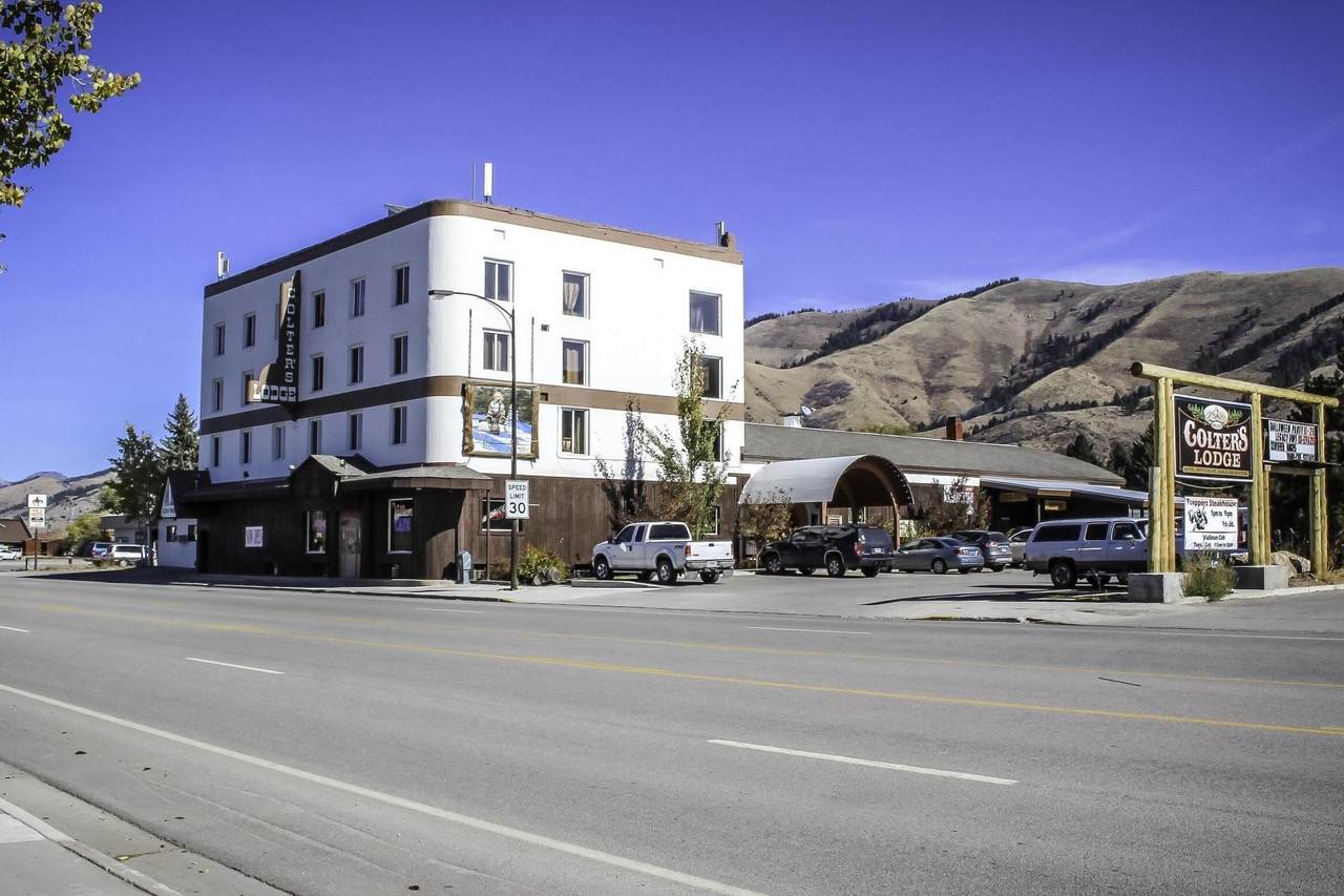 https://bt-photos.global.ssl.fastly.net/wyoming/1280_boomver_1_20261973-2.jpg