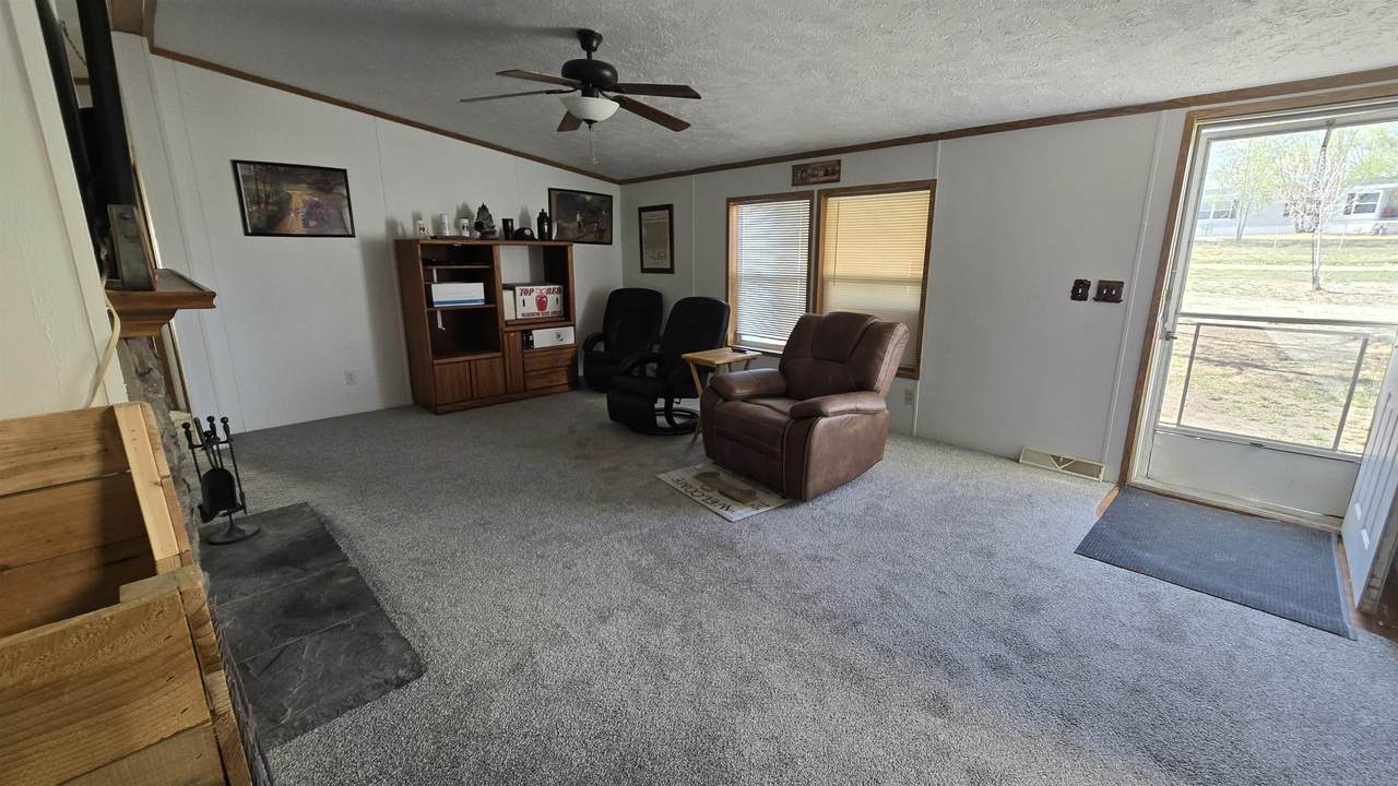 https://bt-photos.global.ssl.fastly.net/wyoming/1280_boomver_1_20262006-2.jpg