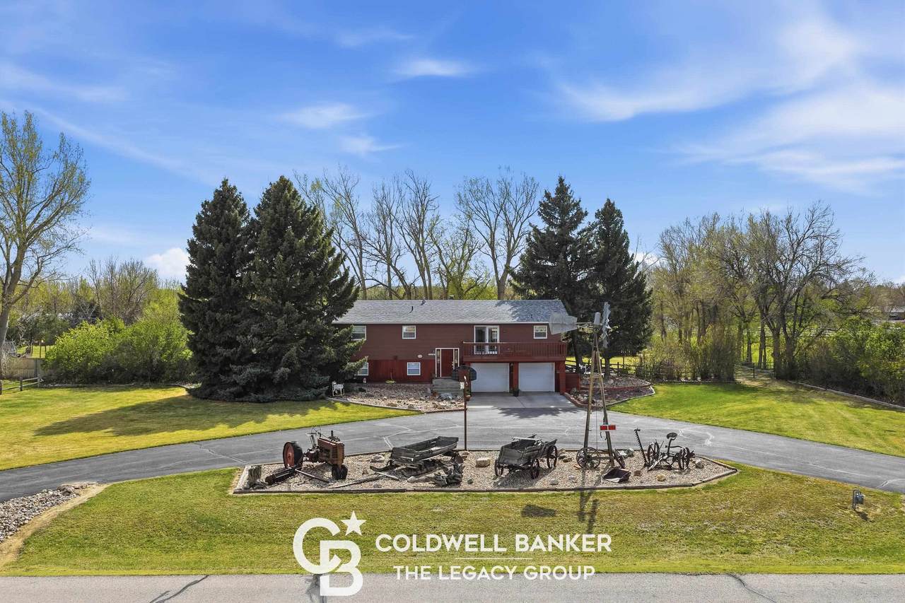 2090 Grass Creek Road - Photo 1