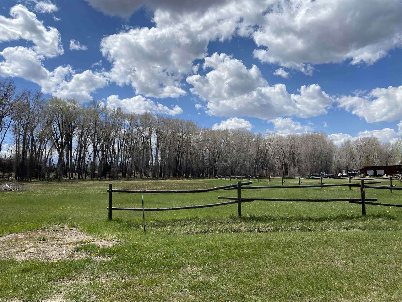 https://bt-photos.global.ssl.fastly.net/wyoming/1280_boomver_1_20262074-2.jpg