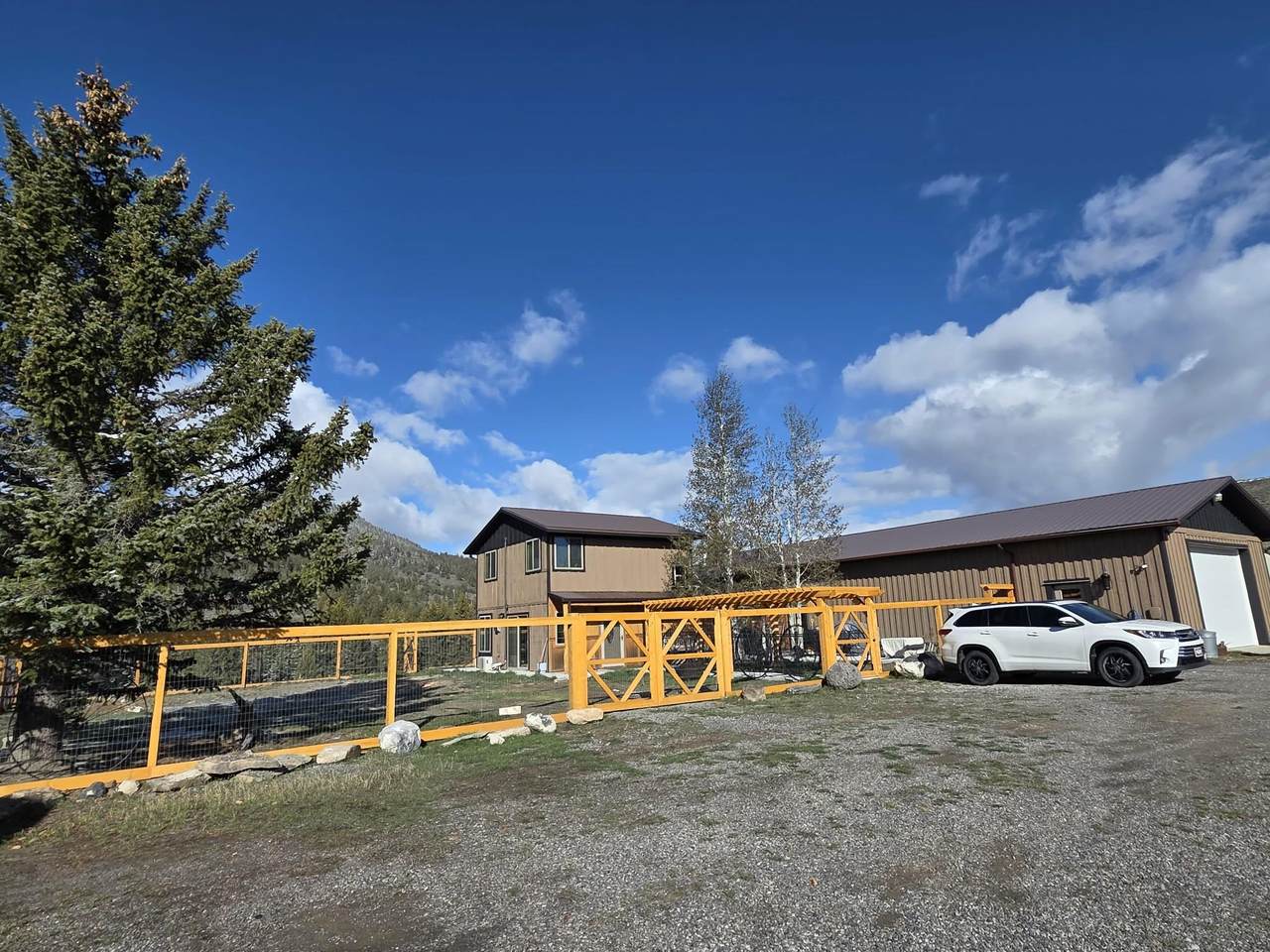 https://bt-photos.global.ssl.fastly.net/wyoming/1280_boomver_1_20262100-2.jpg