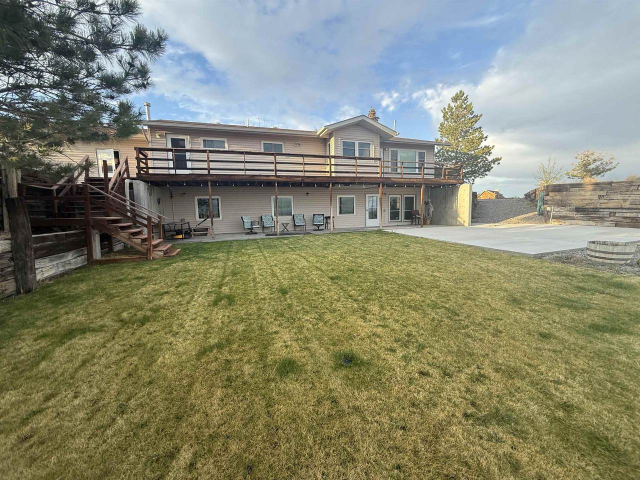 https://bt-photos.global.ssl.fastly.net/wyoming/1280_boomver_1_20262105-2.jpg
