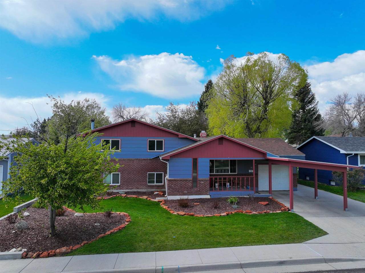 935 Cliff Street - Photo 1