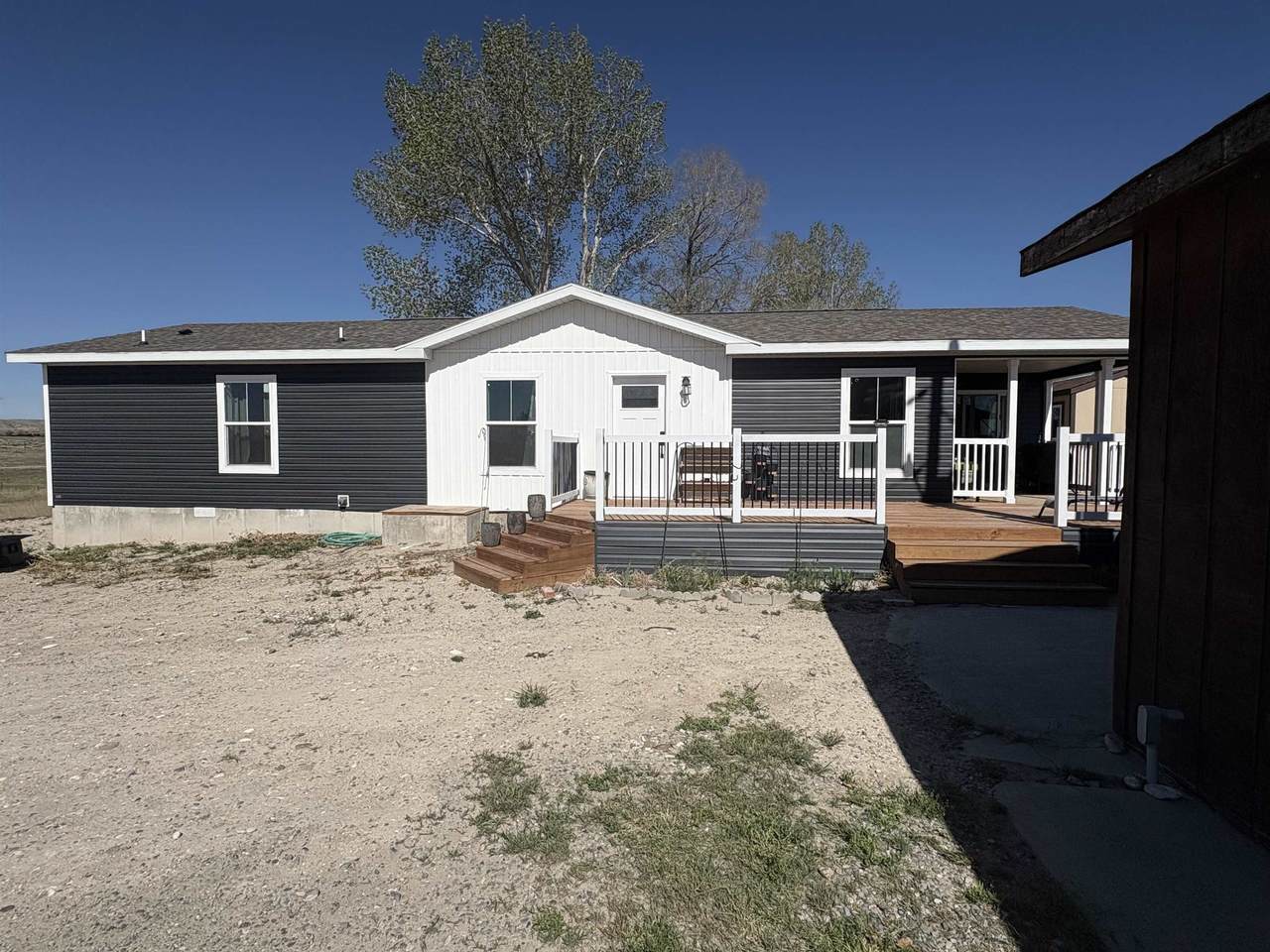 https://bt-photos.global.ssl.fastly.net/wyoming/1280_boomver_1_20262263-2.jpg