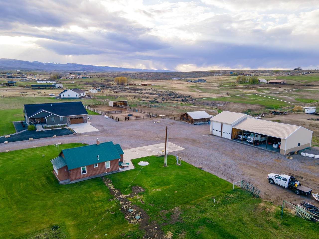 https://bt-photos.global.ssl.fastly.net/wyoming/1280_boomver_1_20262292-2.jpg