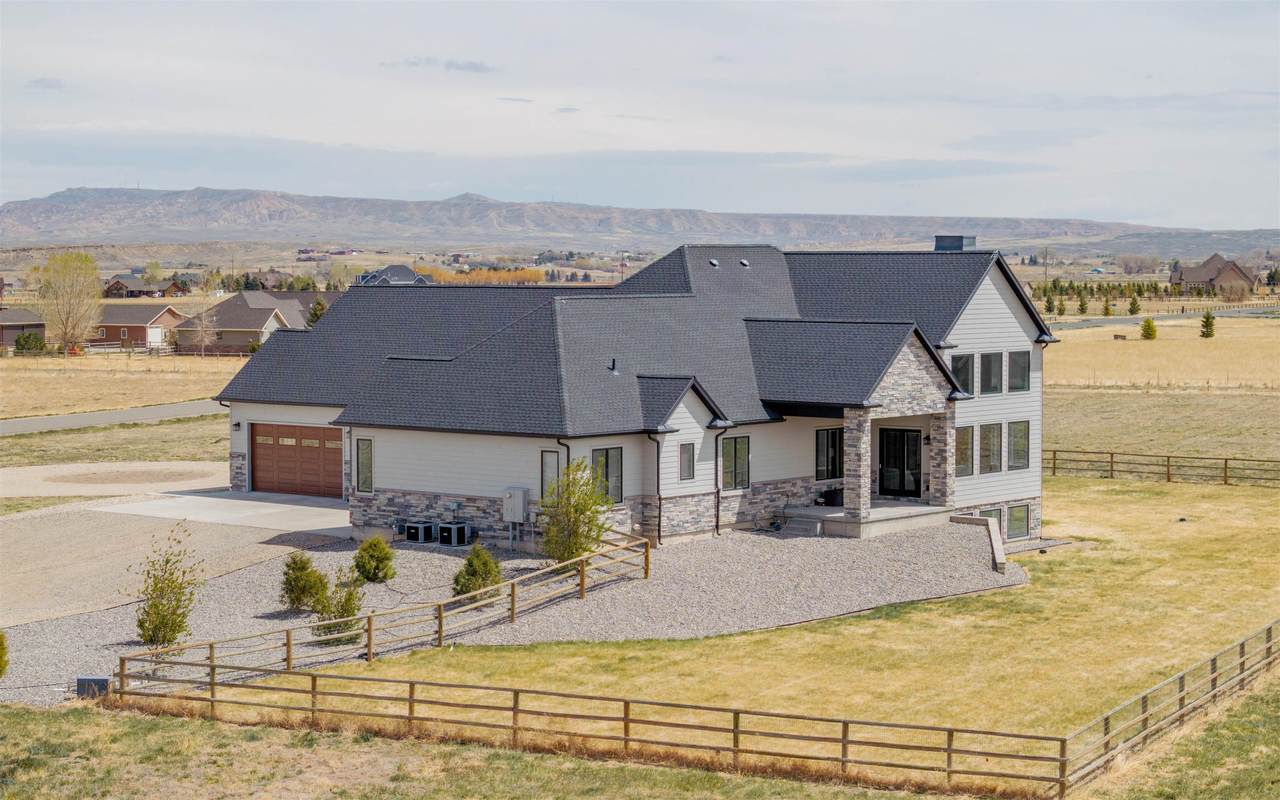 https://bt-photos.global.ssl.fastly.net/wyoming/1280_boomver_1_20262295-2.jpg