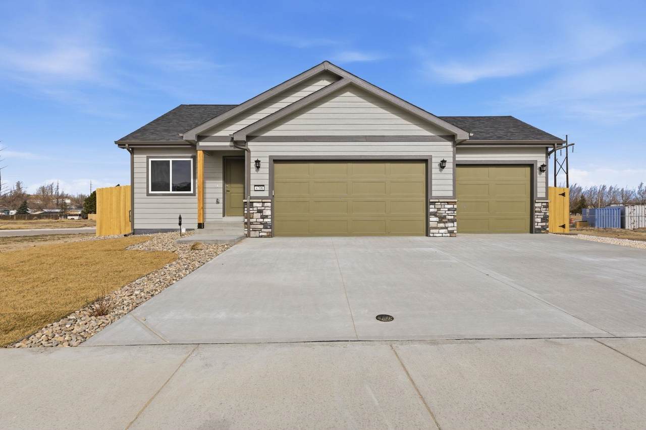 4706 Shale Circle - Photo 1