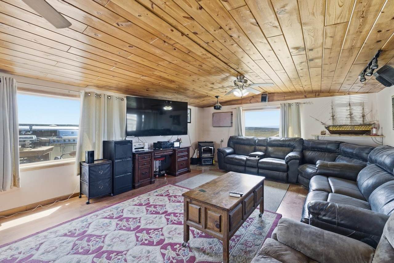 https://bt-photos.global.ssl.fastly.net/wyoming/1280_boomver_1_20262311-2.jpg