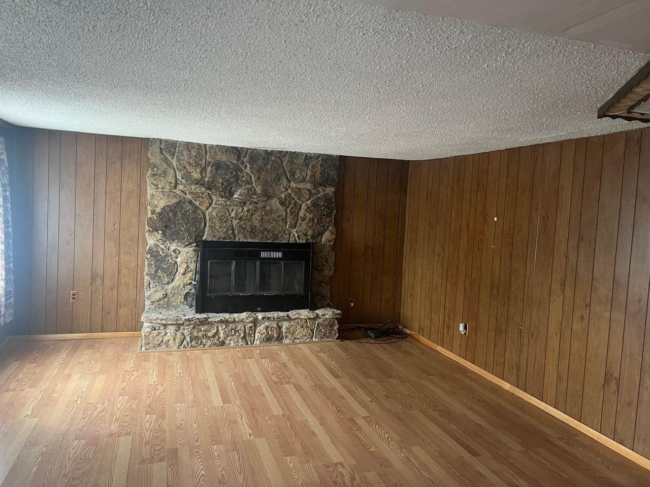 https://bt-photos.global.ssl.fastly.net/wyoming/1280_boomver_1_20262330-2.jpg