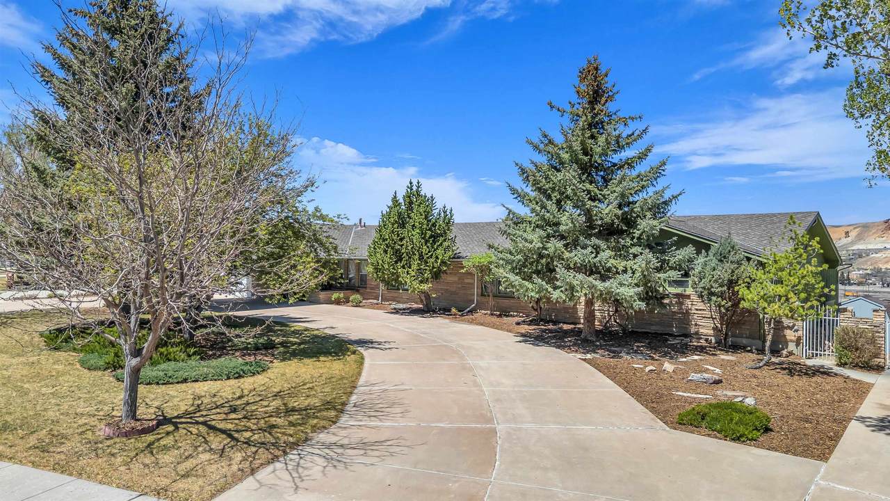 https://bt-photos.global.ssl.fastly.net/wyoming/1280_boomver_1_20262383-2.jpg