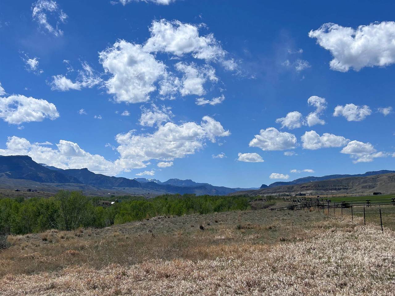 https://bt-photos.global.ssl.fastly.net/wyoming/1280_boomver_1_20262410-2.jpg