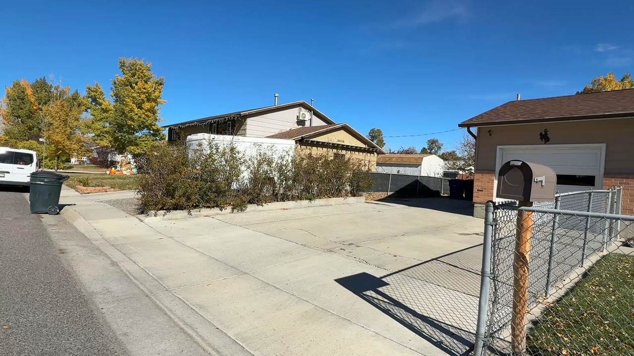 https://bt-photos.global.ssl.fastly.net/wyoming/1280_boomver_1_20262423-2.jpg