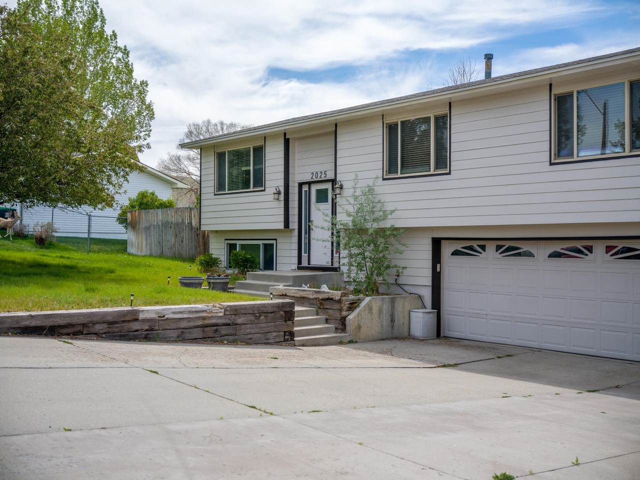 https://bt-photos.global.ssl.fastly.net/wyoming/1280_boomver_1_20262476-2.jpg