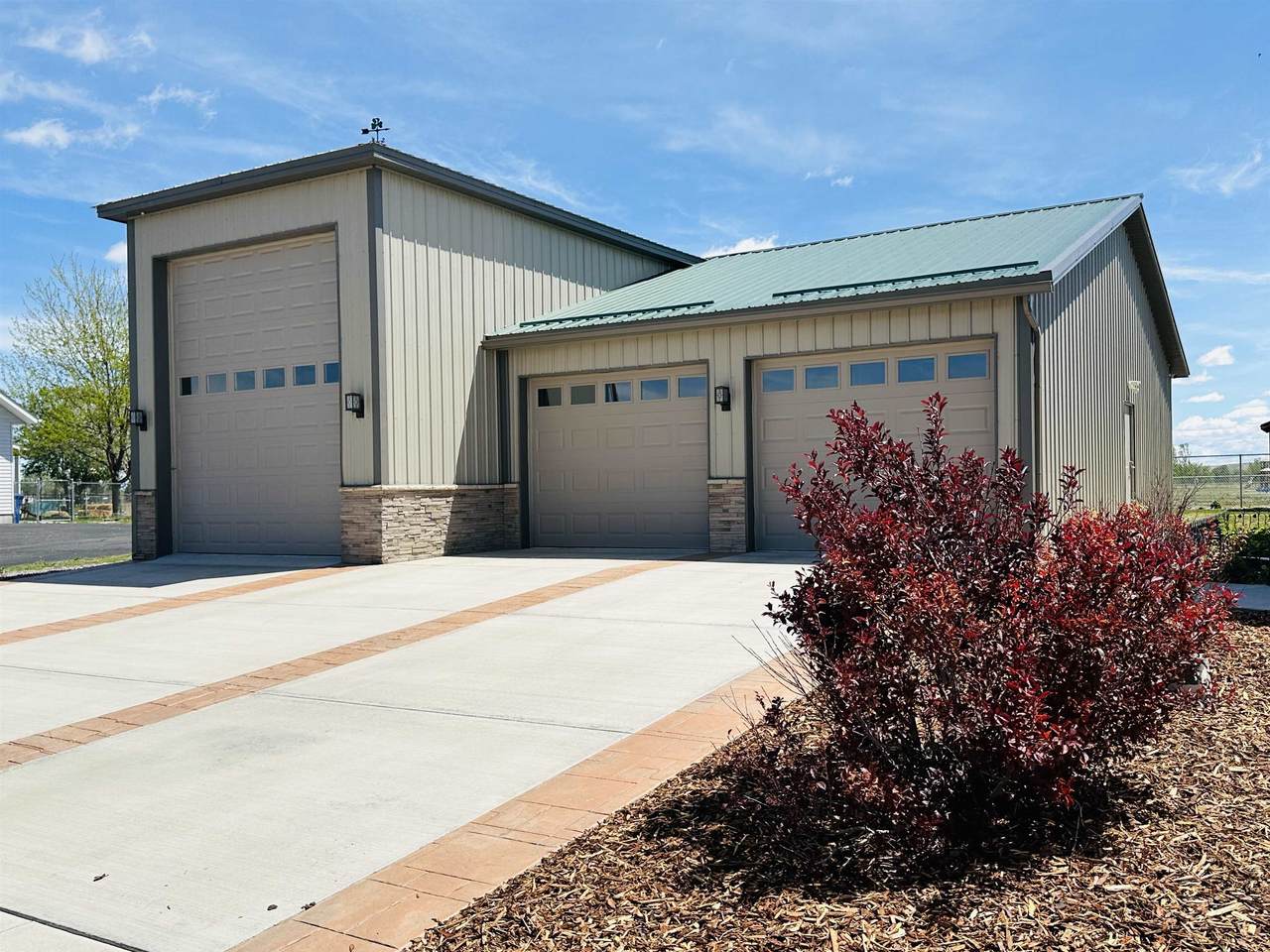 https://bt-photos.global.ssl.fastly.net/wyoming/orig_boomver_1_20262518-2.jpg