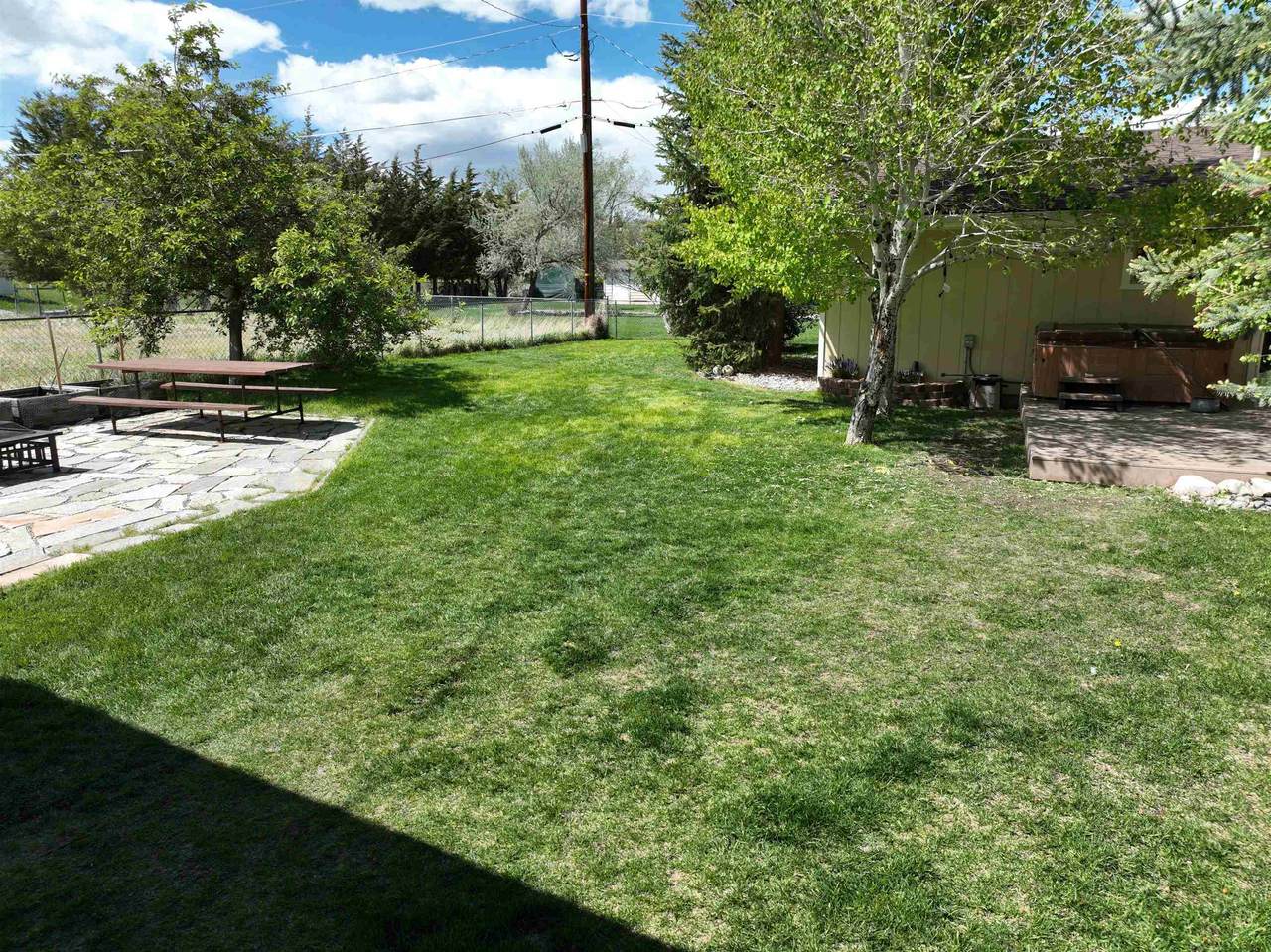 https://bt-photos.global.ssl.fastly.net/wyoming/1280_boomver_1_20262523-2.jpg