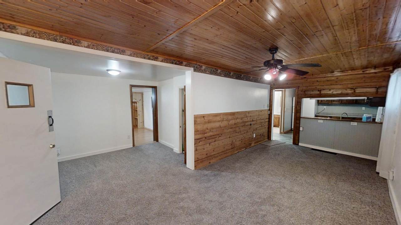 https://bt-photos.global.ssl.fastly.net/wyoming/1280_boomver_1_20262591-2.jpg