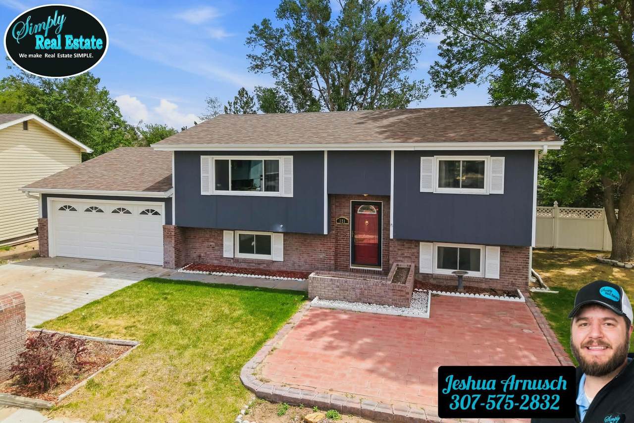 121 Park Lane Drive - Photo 1