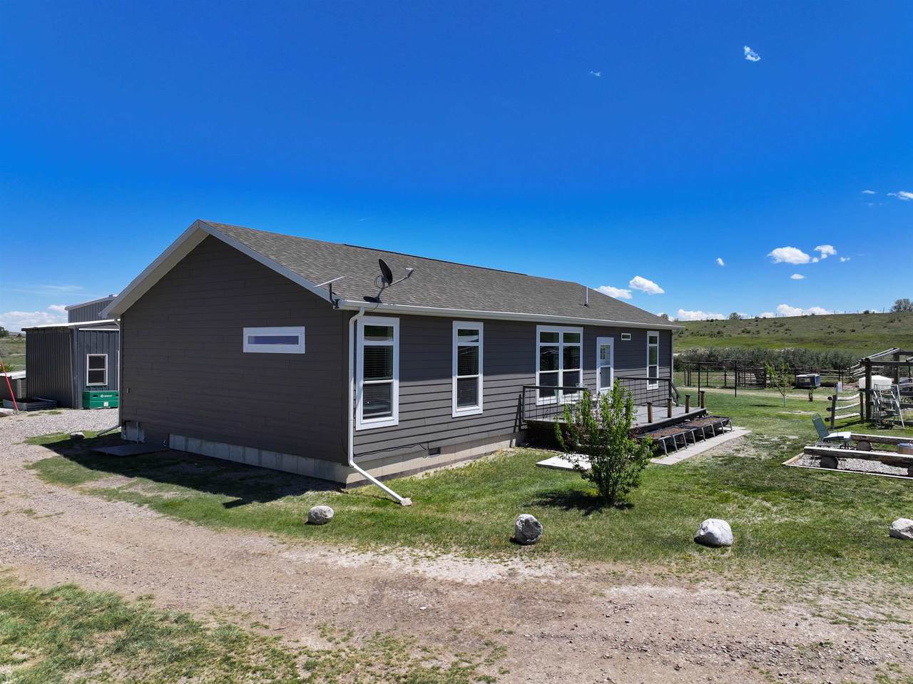 https://bt-photos.global.ssl.fastly.net/wyoming/1280_boomver_1_20262679-2.jpg