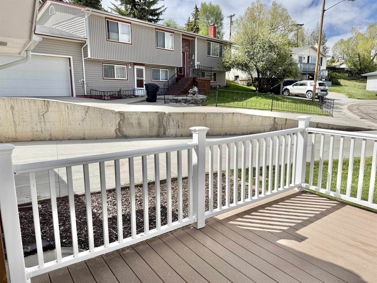 https://bt-photos.global.ssl.fastly.net/wyoming/1280_boomver_1_20262706-2.jpg