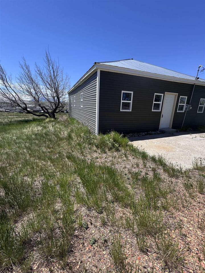 https://bt-photos.global.ssl.fastly.net/wyoming/1280_boomver_1_20262763-2.jpg