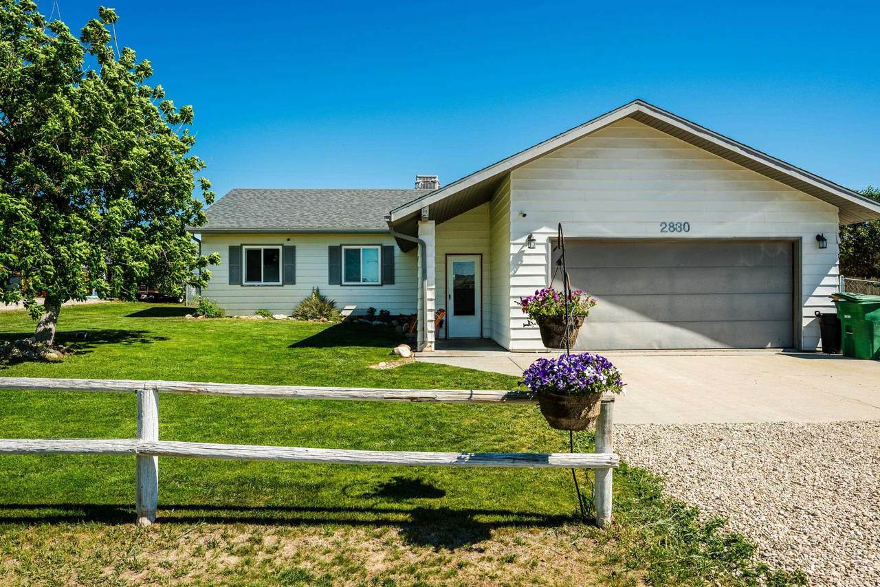 2830 2nd Avenue West - Photo 1