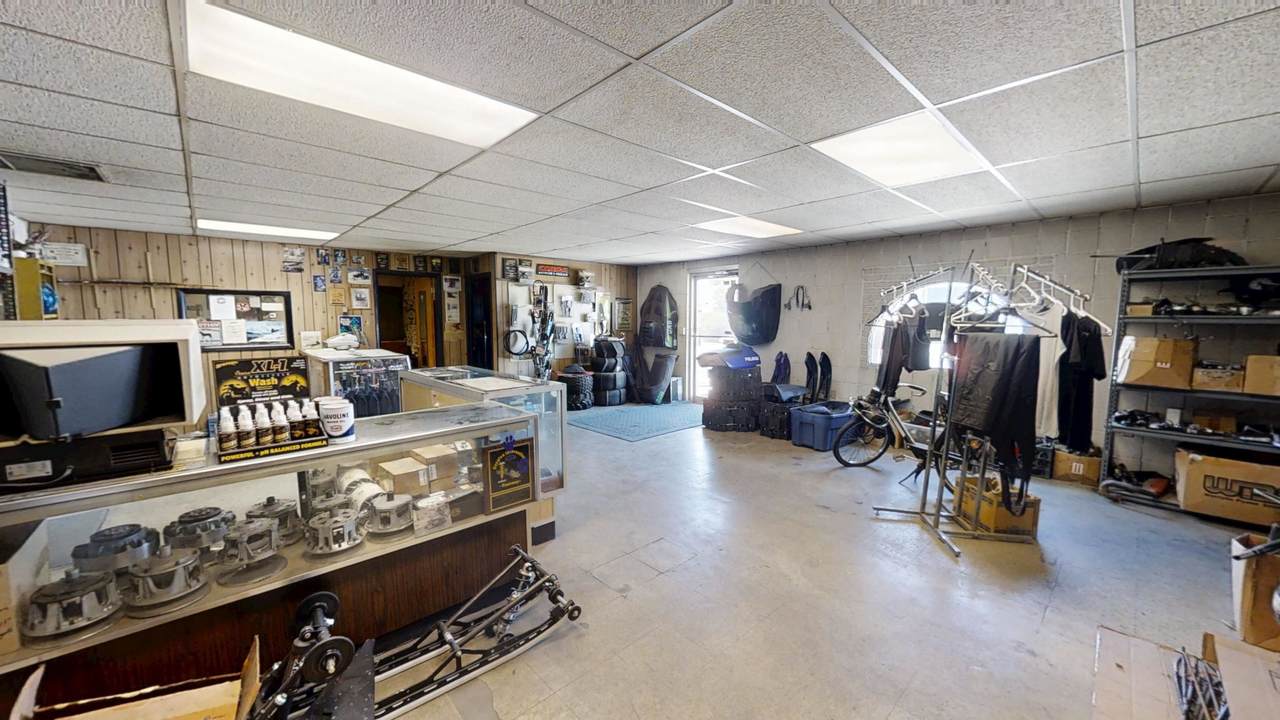 https://bt-photos.global.ssl.fastly.net/wyoming/1280_boomver_1_20262799-2.jpg