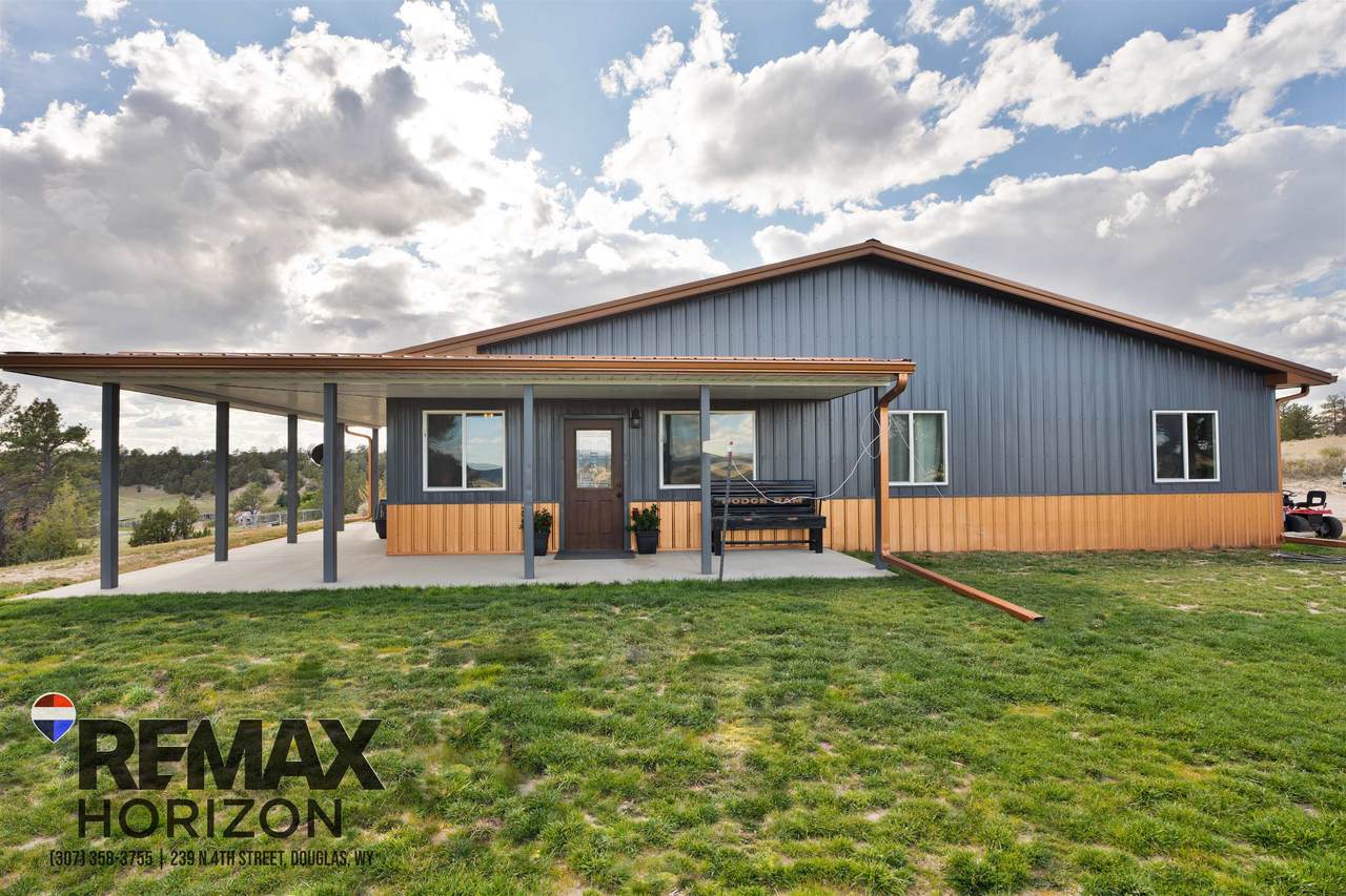 843 Glendo Highway - Photo 1