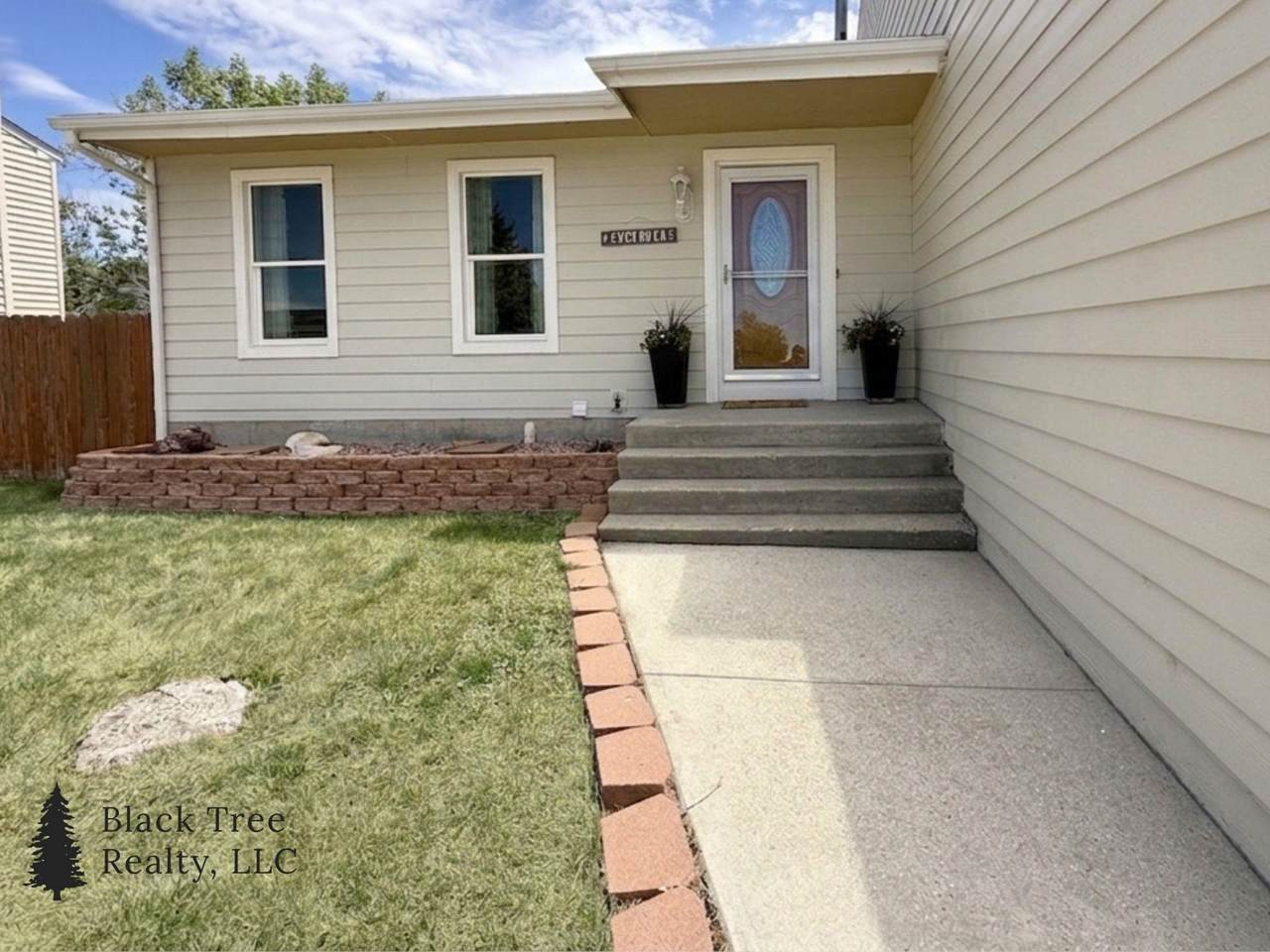https://bt-photos.global.ssl.fastly.net/wyoming/1280_boomver_1_20263040-2.jpg