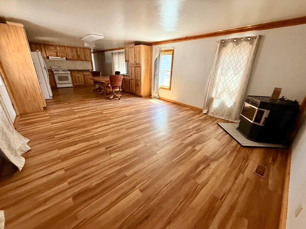 https://bt-photos.global.ssl.fastly.net/wyoming/1280_boomver_1_20263131-2.jpg