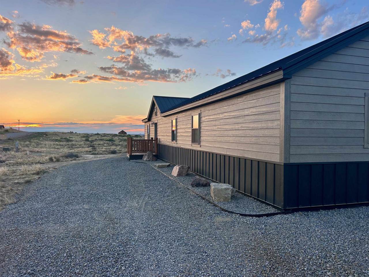 316 Frontier Dr - Photo 1