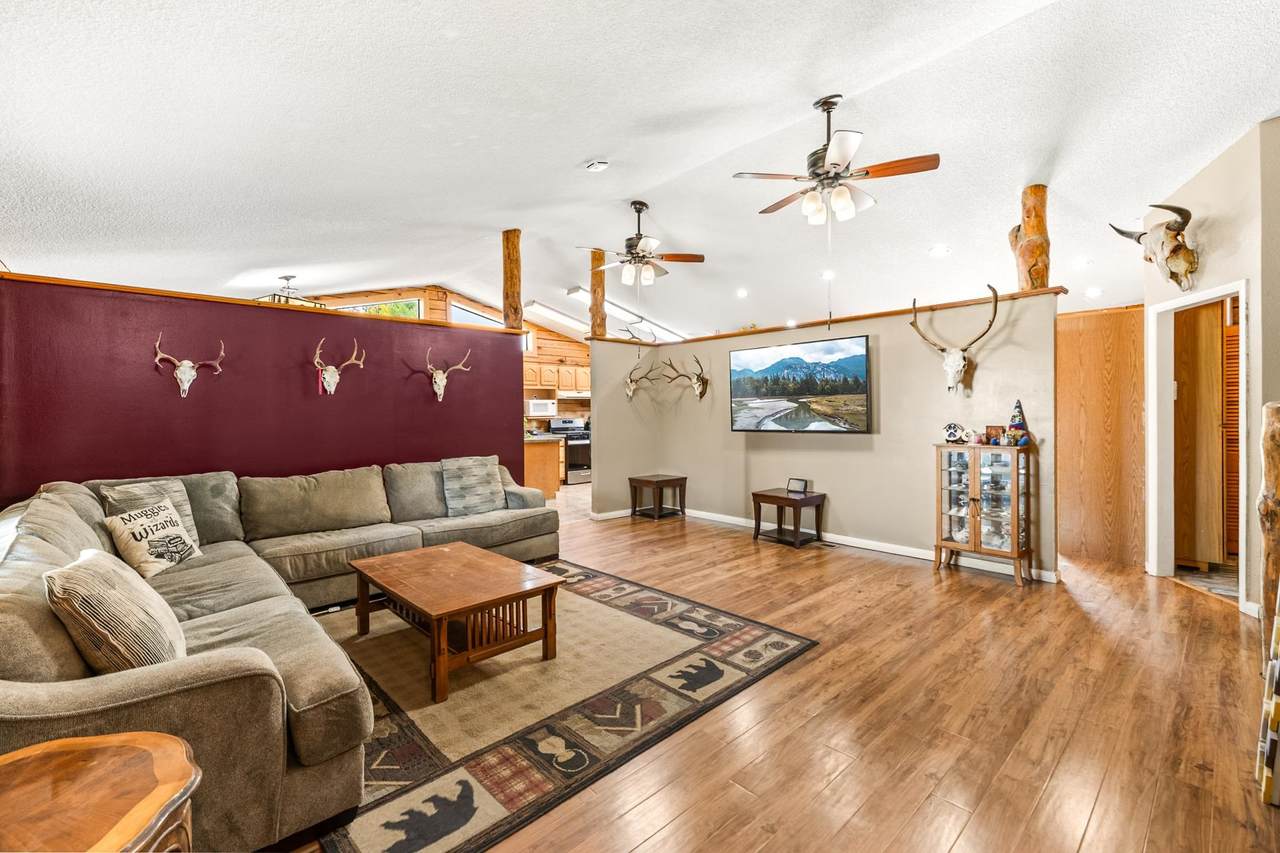 https://bt-photos.global.ssl.fastly.net/wyoming/1280_boomver_1_20263176-2.jpg