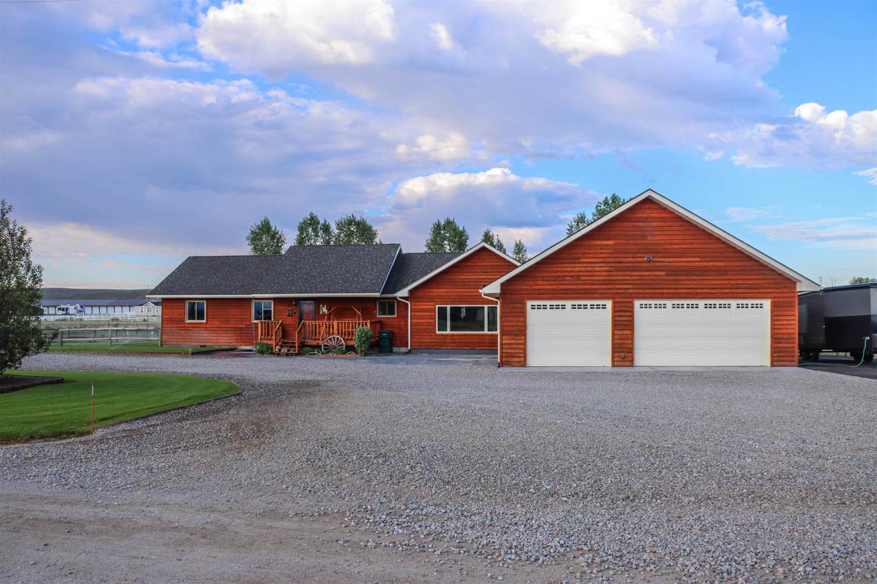 10 Flintlock Lane - Photo 1