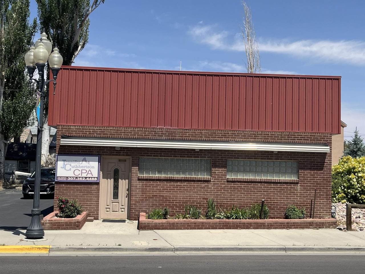 725 N Front Street - Photo 1