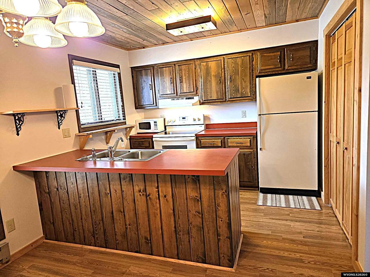 https://bt-photos.global.ssl.fastly.net/wyoming/1280_boomver_1_20263308-2.jpg