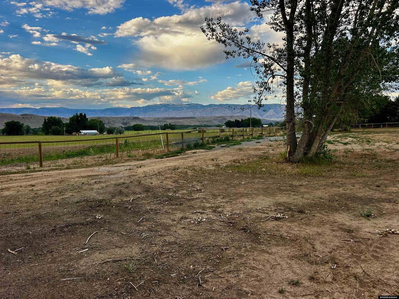 https://bt-photos.global.ssl.fastly.net/wyoming/1280_boomver_1_20263424-2.jpg