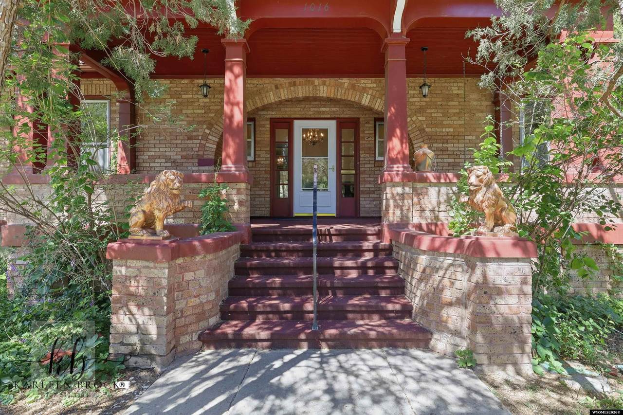 1016 Center St - Photo 1