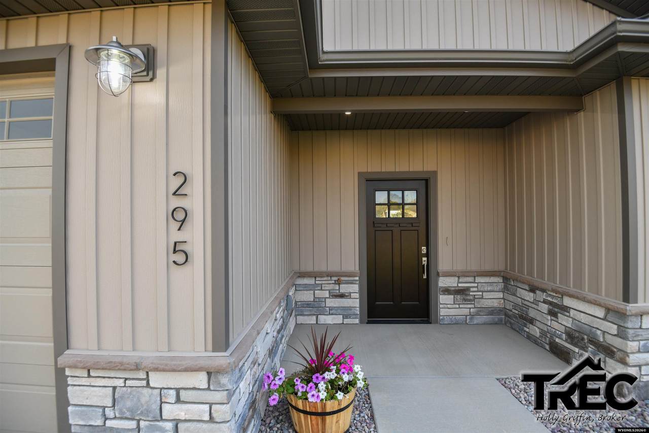 https://bt-photos.global.ssl.fastly.net/wyoming/1280_boomver_1_20263501-2.jpg