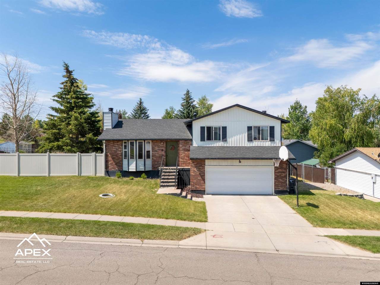 603 Twin Ridge Avenue - Photo 1