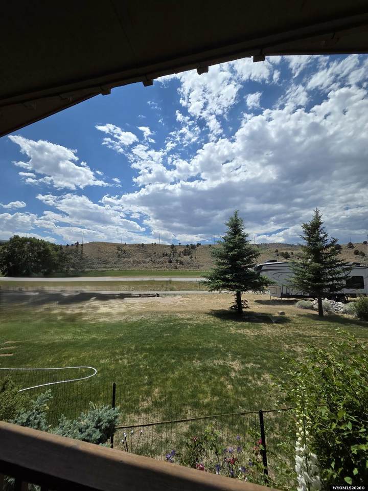 https://bt-photos.global.ssl.fastly.net/wyoming/1280_boomver_1_20263567-2.jpg
