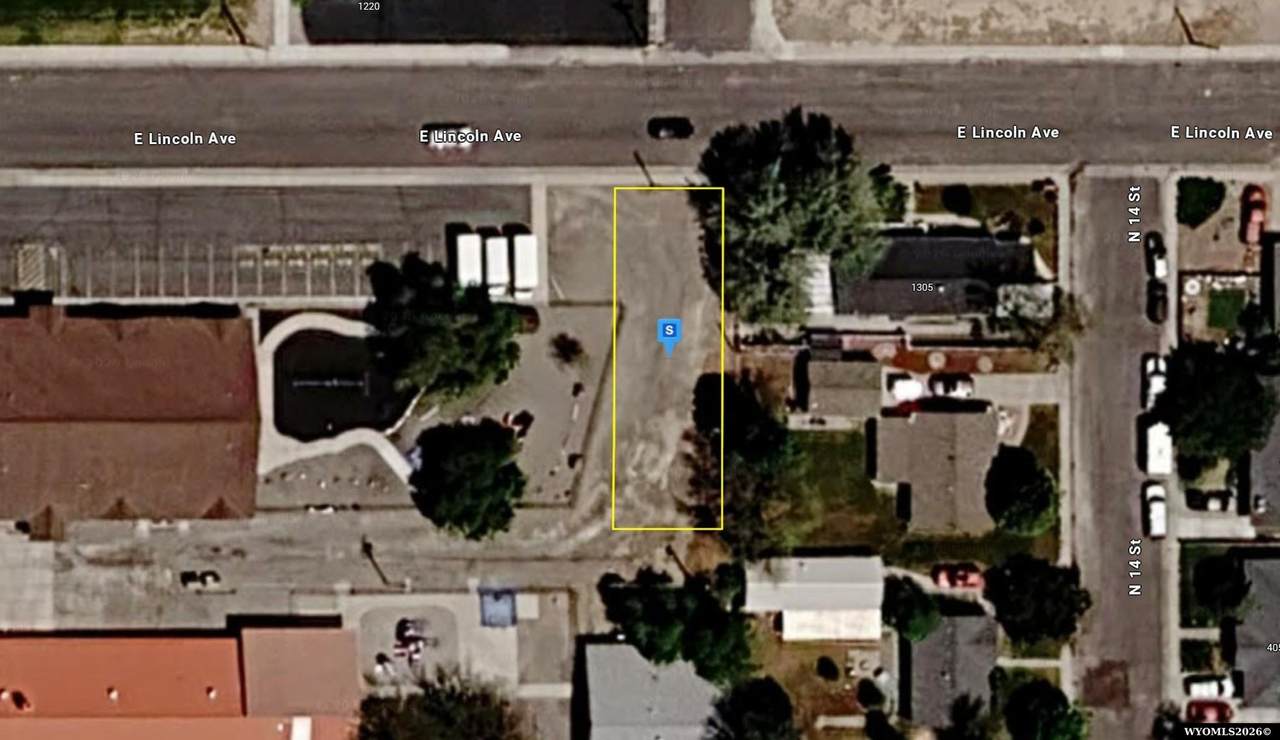 1207 Lincoln Avenue - Photo 1